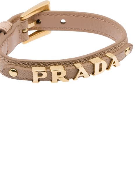 bracciale in pelle saffiano prada|Bracciale in pelle Saffiano Nero .